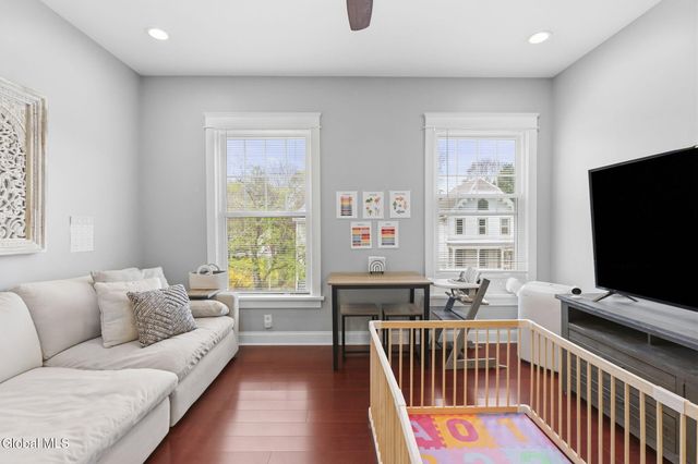 14 Locust Avenue, Troy, NY 12180