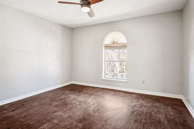 15926 Stillwood Street 2072, Dallas, TX 75248