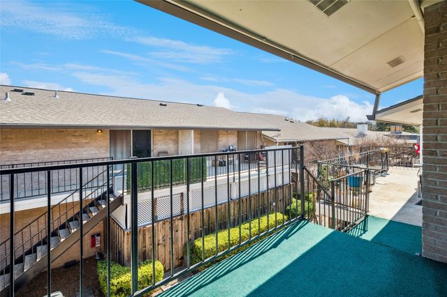 15926 Stillwood Street 2072, Dallas, TX 75248