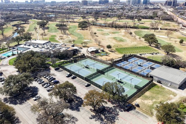 15926 Stillwood Street 2072, Dallas, TX 75248