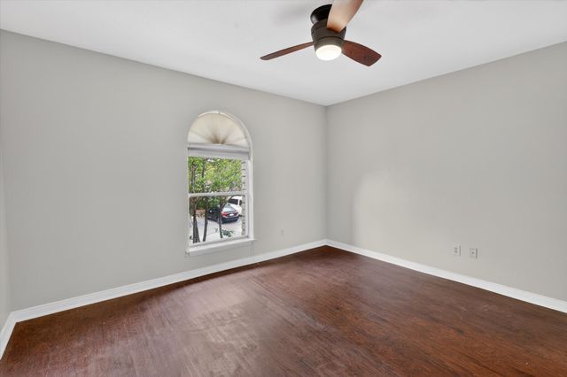 15926 Stillwood Street 2072, Dallas, TX 75248