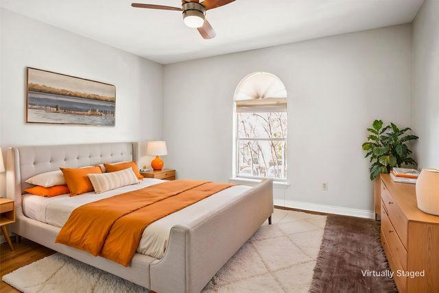 15926 Stillwood Street 2072, Dallas, TX 75248