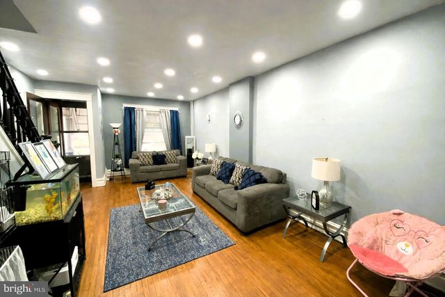 1217 W ALLEN ST, Allentown, PA 18104