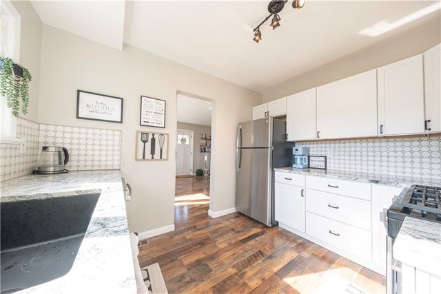 721 Linwood Dr, O'hara, PA 15215