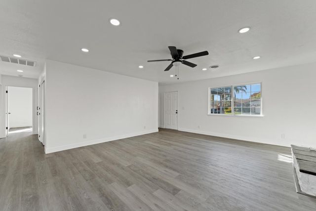 4330 Lever Ave, Olivehurst, CA 95961