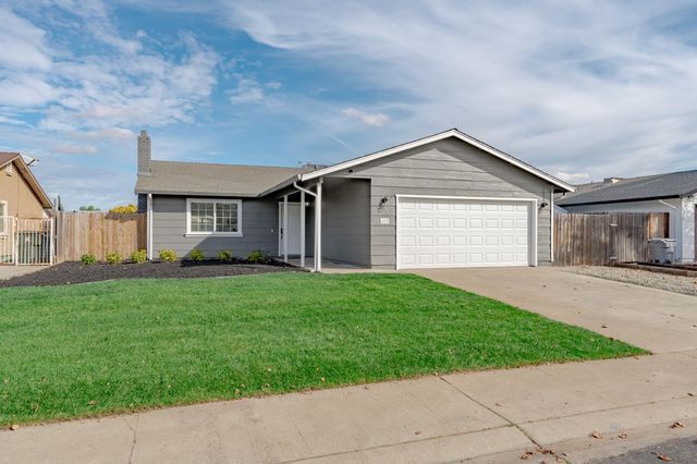 4330 Lever Ave, Olivehurst, CA 95961