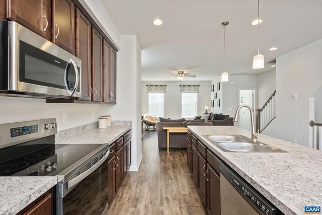 2720 AVINITY LN, Charlottesville, VA 22902