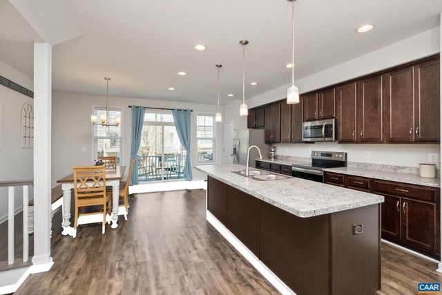 2720 AVINITY LN, Charlottesville, VA 22902
