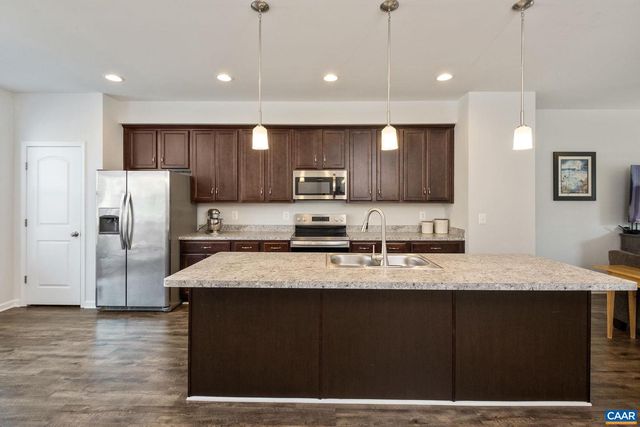 2720 AVINITY LN, Charlottesville, VA 22902