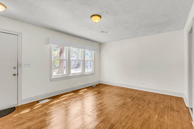 5533 Read Street, North Charleston, SC 29406