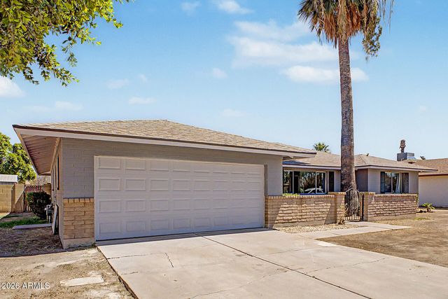 2936 W GLENDALE Avenue, Phoenix, AZ 85051