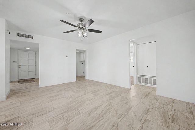 2936 W GLENDALE Avenue, Phoenix, AZ 85051