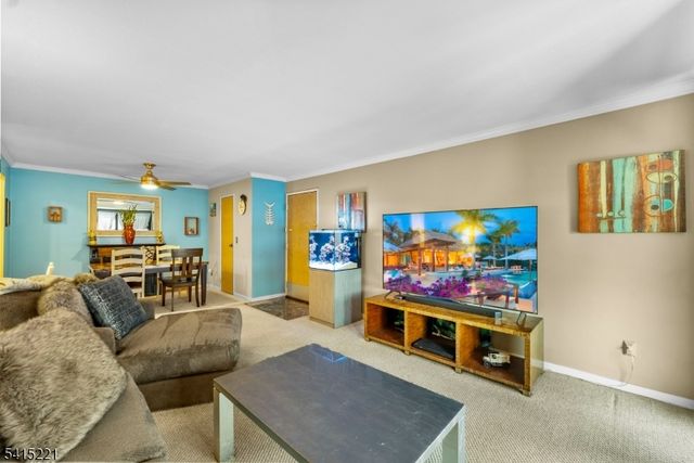 466 Liberty St, Little Ferry Boro, NJ 07643