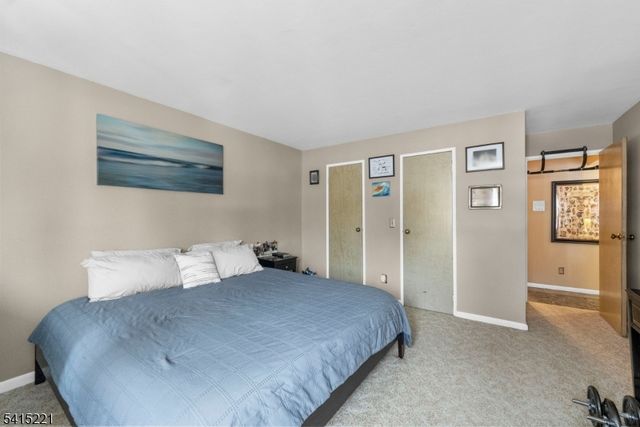 466 Liberty St, Little Ferry Boro, NJ 07643