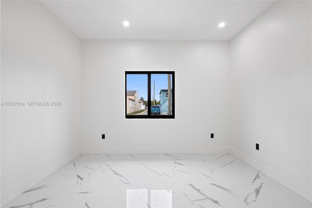 426 SW 9th Avenue, Homestead, FL 33030
