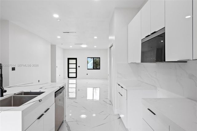 426 SW 9th Avenue, Homestead, FL 33030