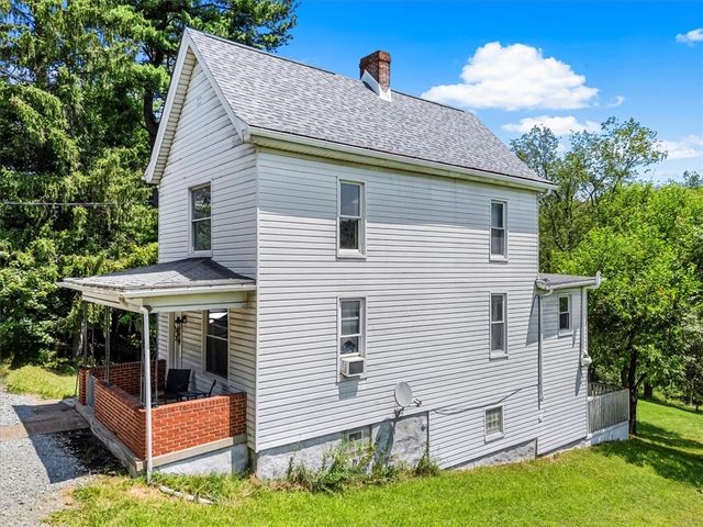 198 Penn Adamsburg Road, Hempfield Twp, PA 15644