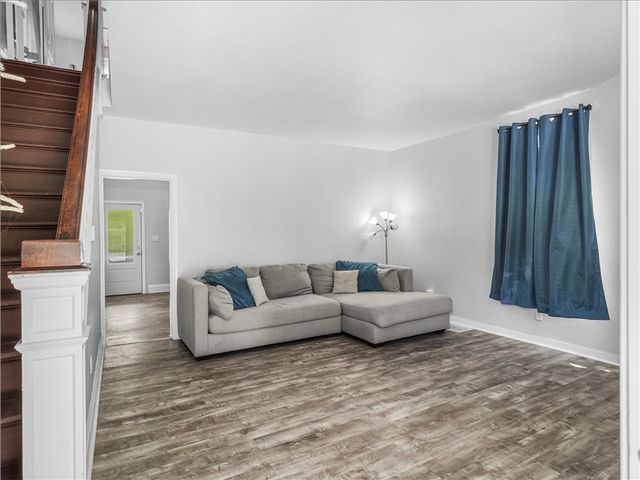 198 Penn Adamsburg Road, Hempfield Twp, PA 15644