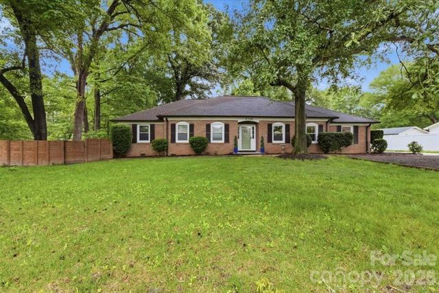 2728 India Hook Road, Rock Hill, SC 29732