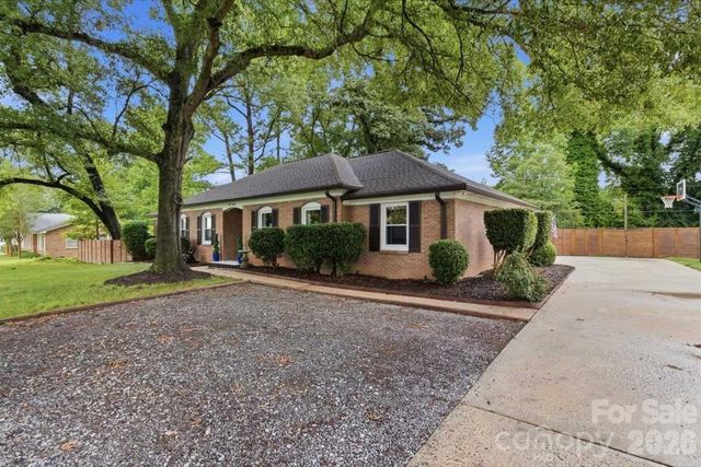 2728 India Hook Road, Rock Hill, SC 29732