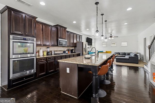 622 Stream Court, Fairburn, GA 30213