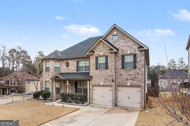 622 Stream Court, Fairburn, GA 30213