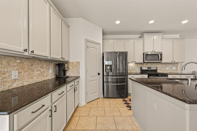 17322 Sauki Lane, Richmond, TX 77407