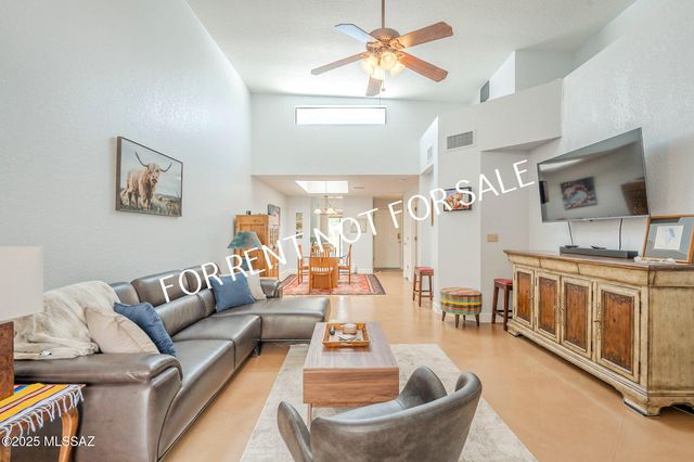 4950 N Valle, Tucson, AZ 85750