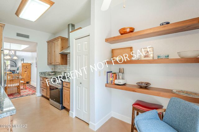 4950 N Valle, Tucson, AZ 85750