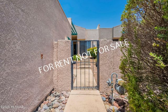 4950 N Valle, Tucson, AZ 85750