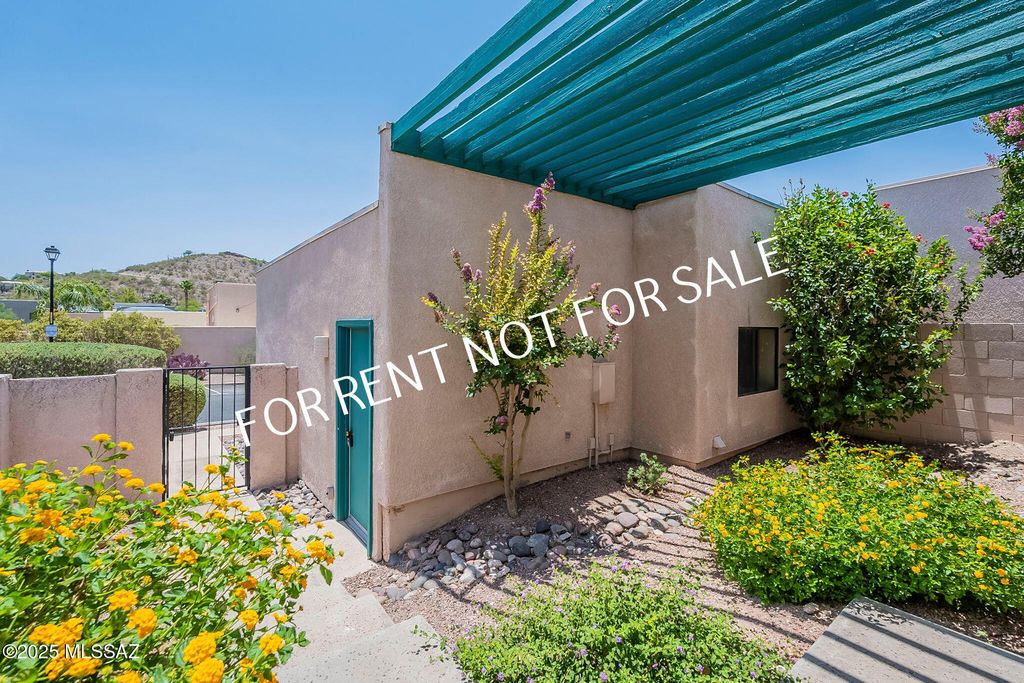 4950 N Valle, Tucson, AZ 85750