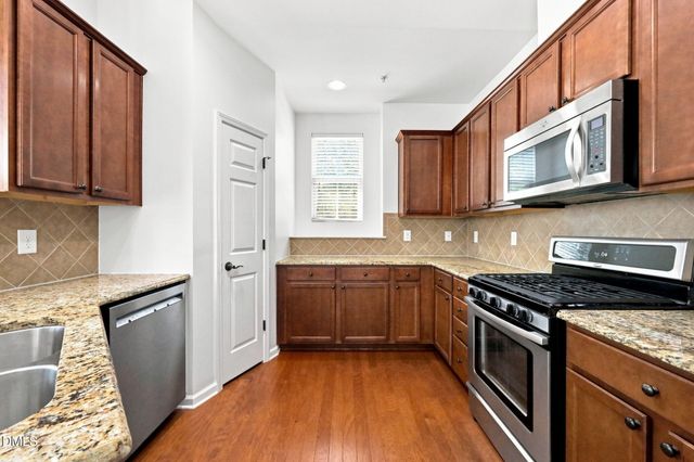 8311 Amador Way, Raleigh, NC 27616