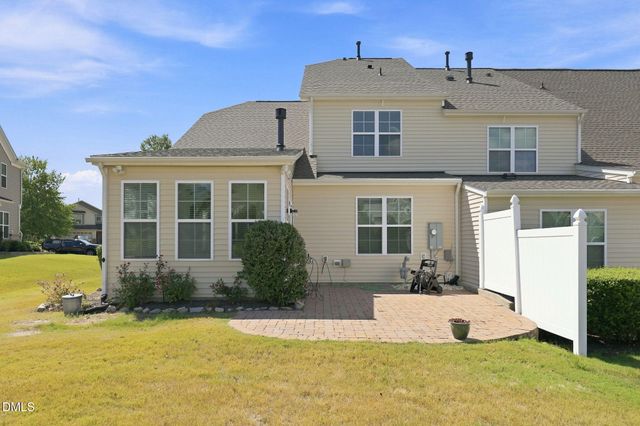 8311 Amador Way, Raleigh, NC 27616