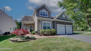 146 Diamond Spring Drive, Monroe, NJ 08831