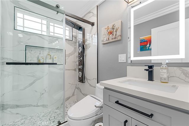 19251 Worchester Lane, Huntington Beach, CA 92646