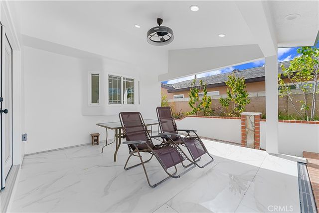 19251 Worchester Lane, Huntington Beach, CA 92646