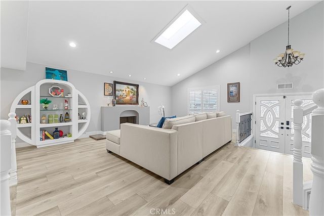 19251 Worchester Lane, Huntington Beach, CA 92646