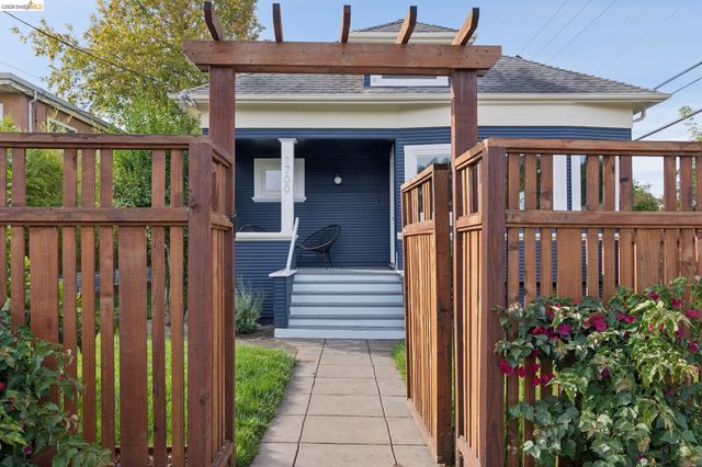1700 Francisco St, Berkeley, CA 94703