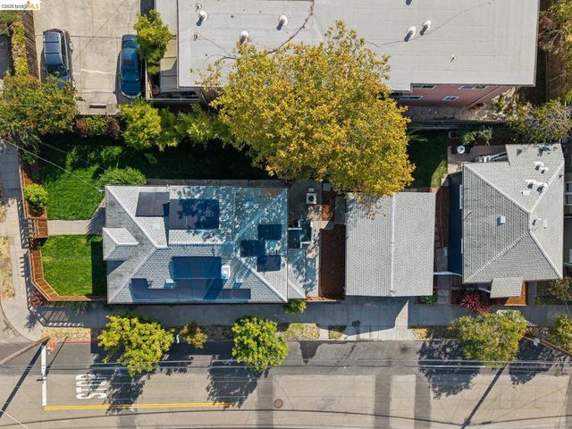 1700 Francisco St, Berkeley, CA 94703