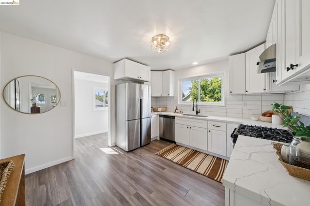 1700 Francisco St, Berkeley, CA 94703