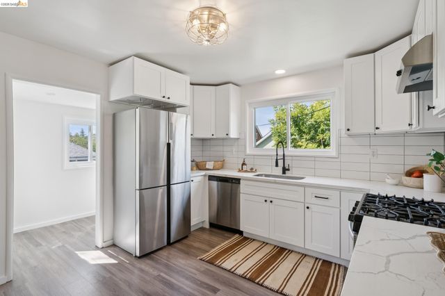 1700 Francisco St, Berkeley, CA 94703