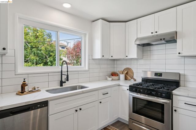 1700 Francisco St, Berkeley, CA 94703