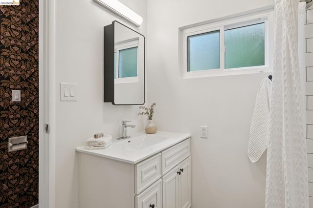 1700 Francisco St, Berkeley, CA 94703