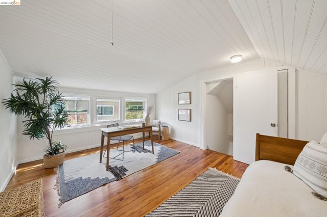 1700 Francisco St, Berkeley, CA 94703