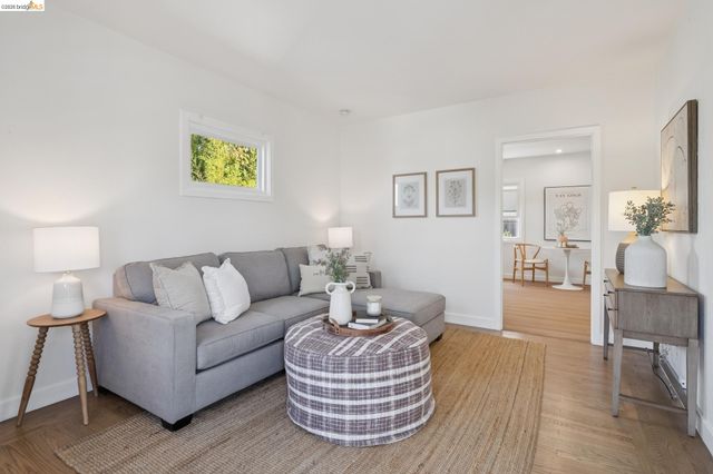1700 Francisco St, Berkeley, CA 94703