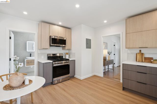1700 Francisco St, Berkeley, CA 94703