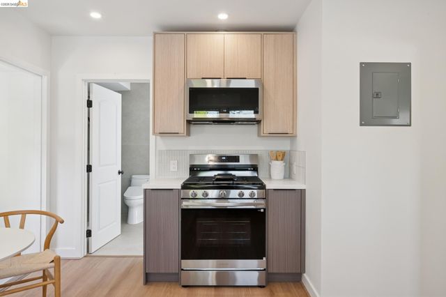 1700 Francisco St, Berkeley, CA 94703