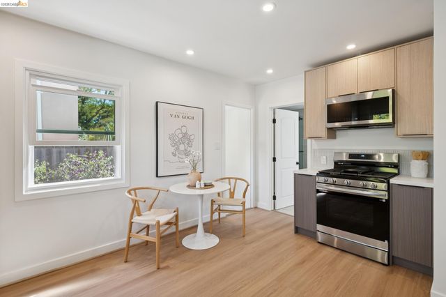 1700 Francisco St, Berkeley, CA 94703