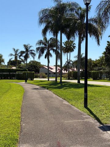 7860 Lexington Club Blvd B, Delray Beach, FL 33446