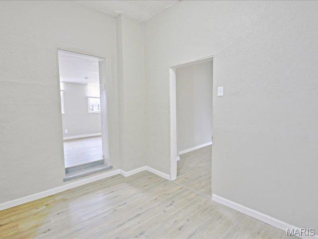 6730 Vermont Avenue, St Louis, MO 63111